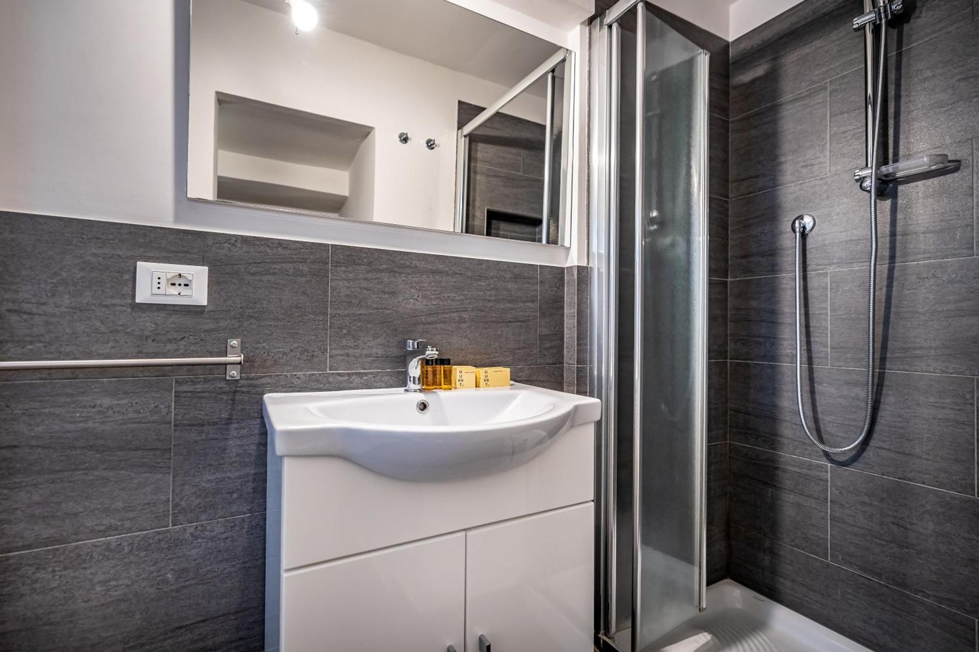 Roommo Studio San Gallo Florenz Exterior foto